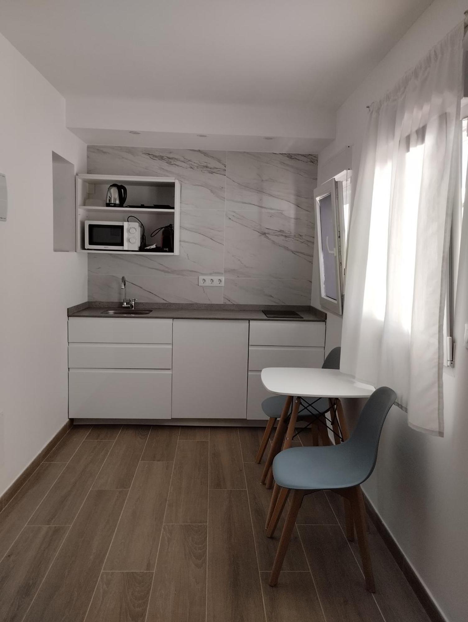 Apartamentos Y Habitaciones Kai Marbella (Adults Only) Екстериор снимка